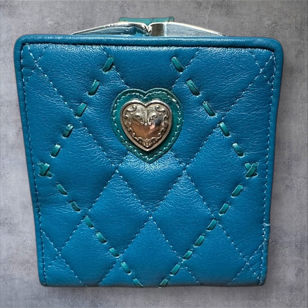 Brighton‎ Bifold Wallet Womens Teal Blue Excellent Quilted Heart Kisslock
